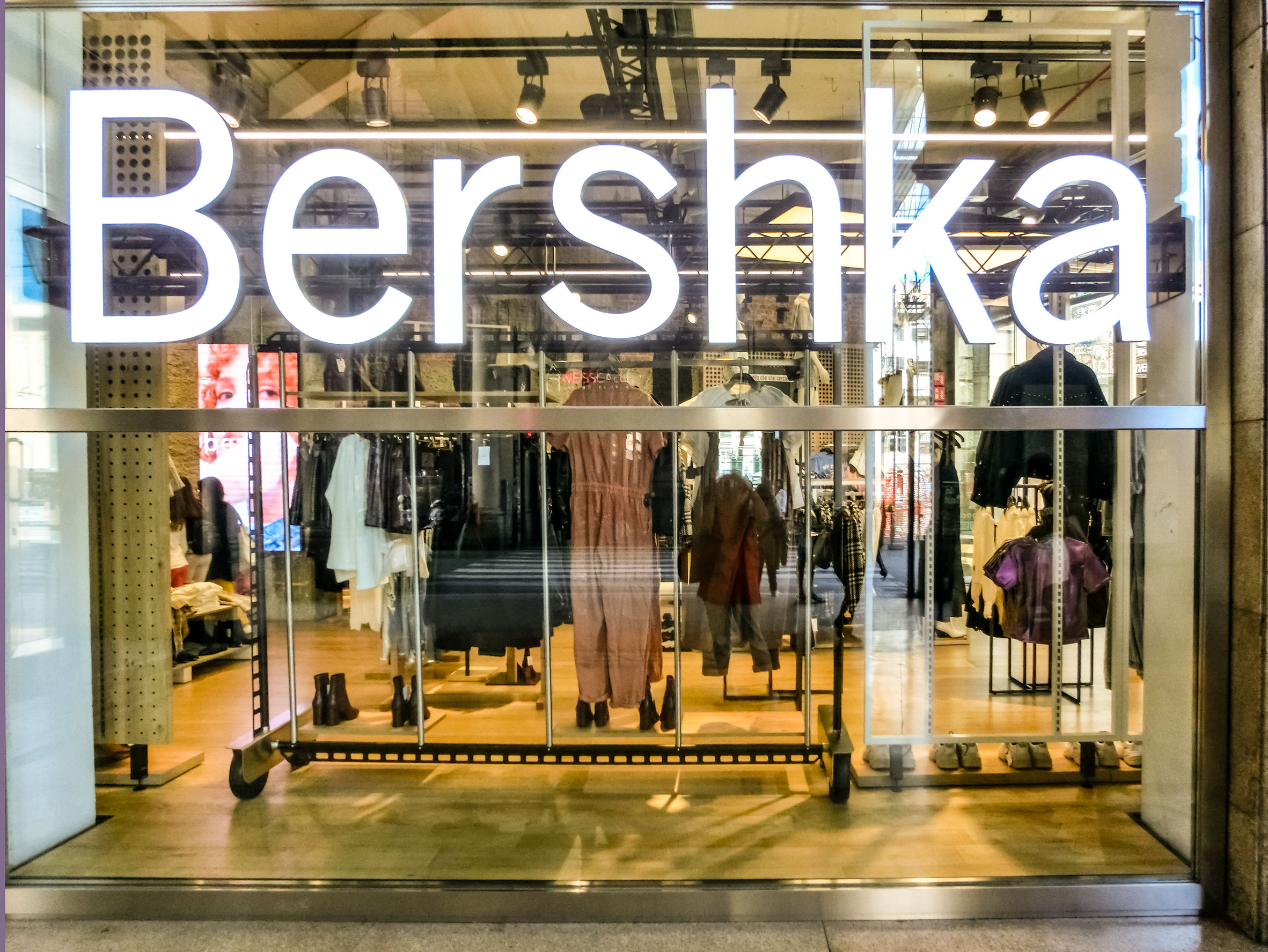 Bershka Student Discount Guide to Fashion on a Budget in 2022